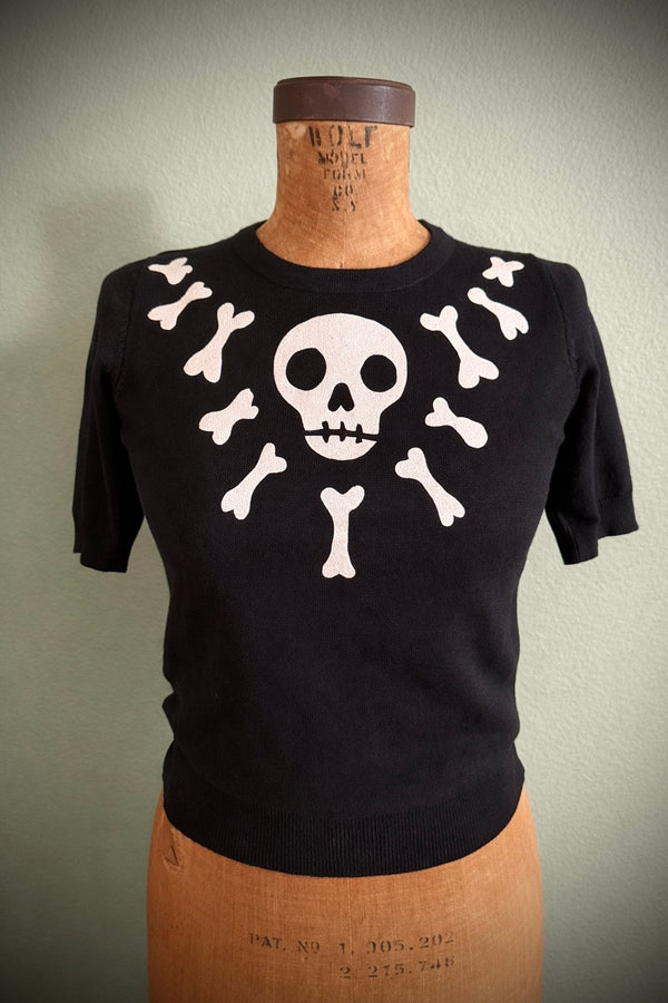 THE LUCKY BONE HALF SLEEVE SWEATER *BLACK
