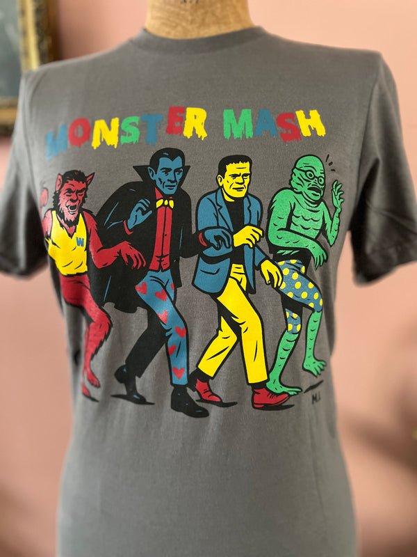 *UNISEX* MONSTER MASH TEE *CHACOLE