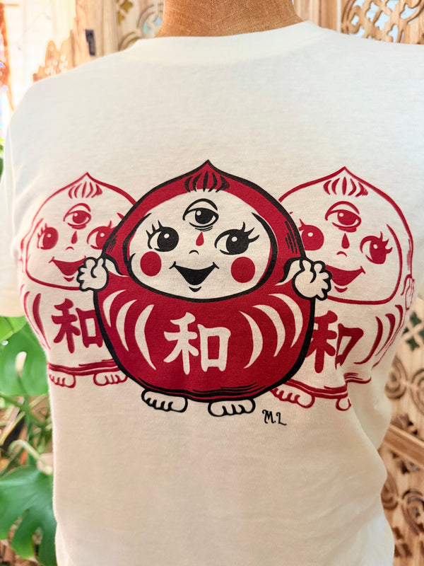 *UNISEX* DARUMA PEACE SEEKER TEE *VINTAGE WHITE
