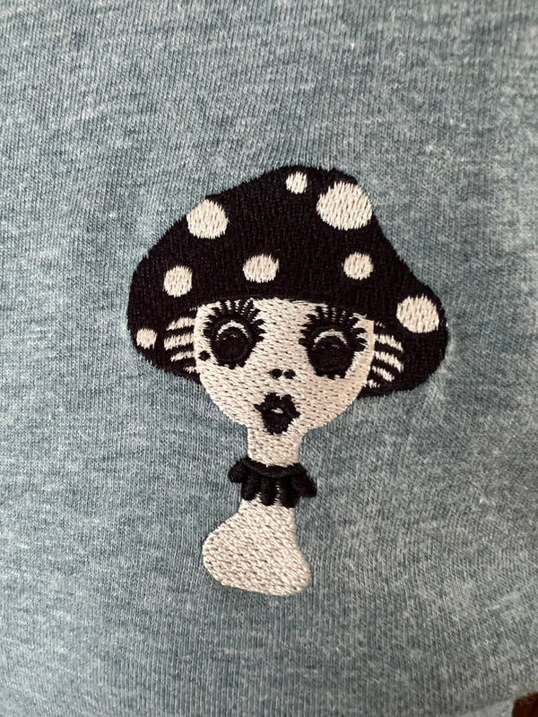 *UNISEX* MUSHROOM GIRL TEE *HEATHER PACIFIC