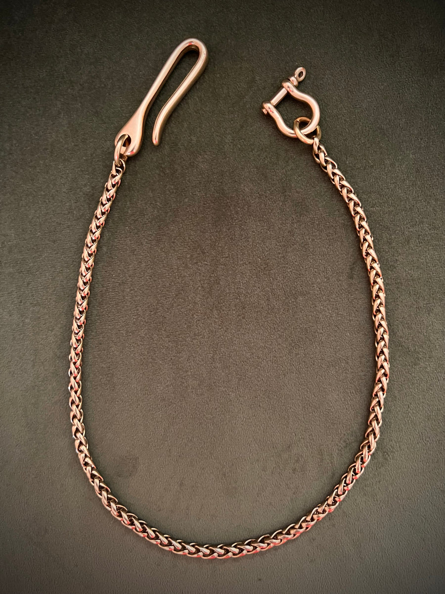 BRASS FISHHOOK CHAIN