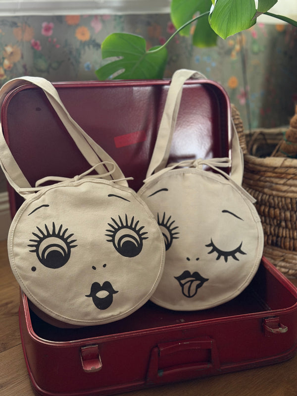 DOLL FACE TOTE