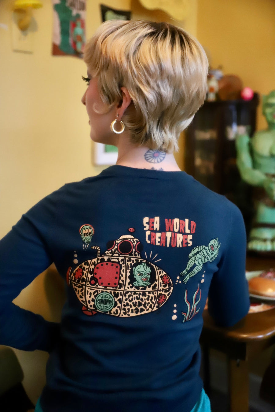 JELLYFISH EMBROIDERY FITTED SWEATER  *PEACOCK