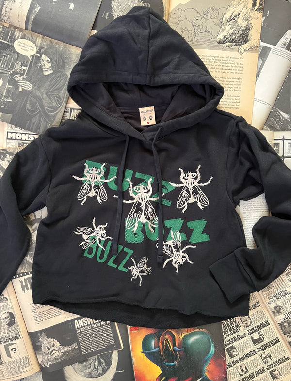 BUZZ BUZZ BUZZ CROPPED HOODIE *BLACK