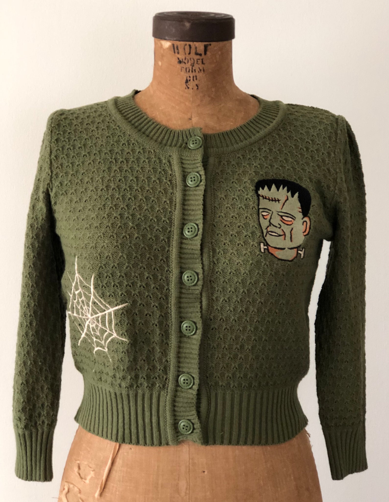 FRANKEY EMBROIDERY CARDIGAN SWEATER *SAGE – miss ladybugca